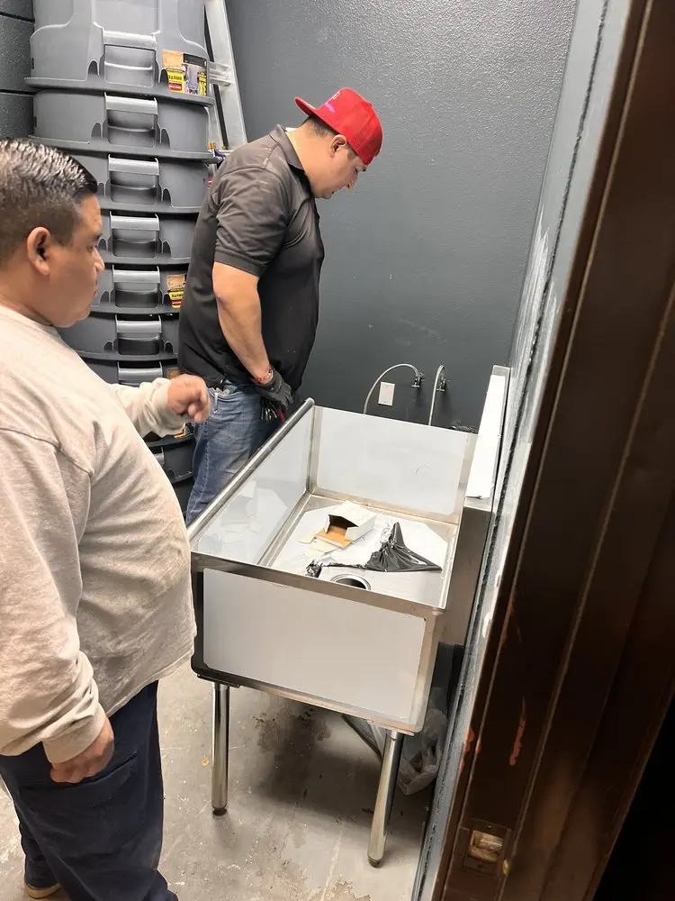 Commercial plumbing and sink installation in Downtown Dallas